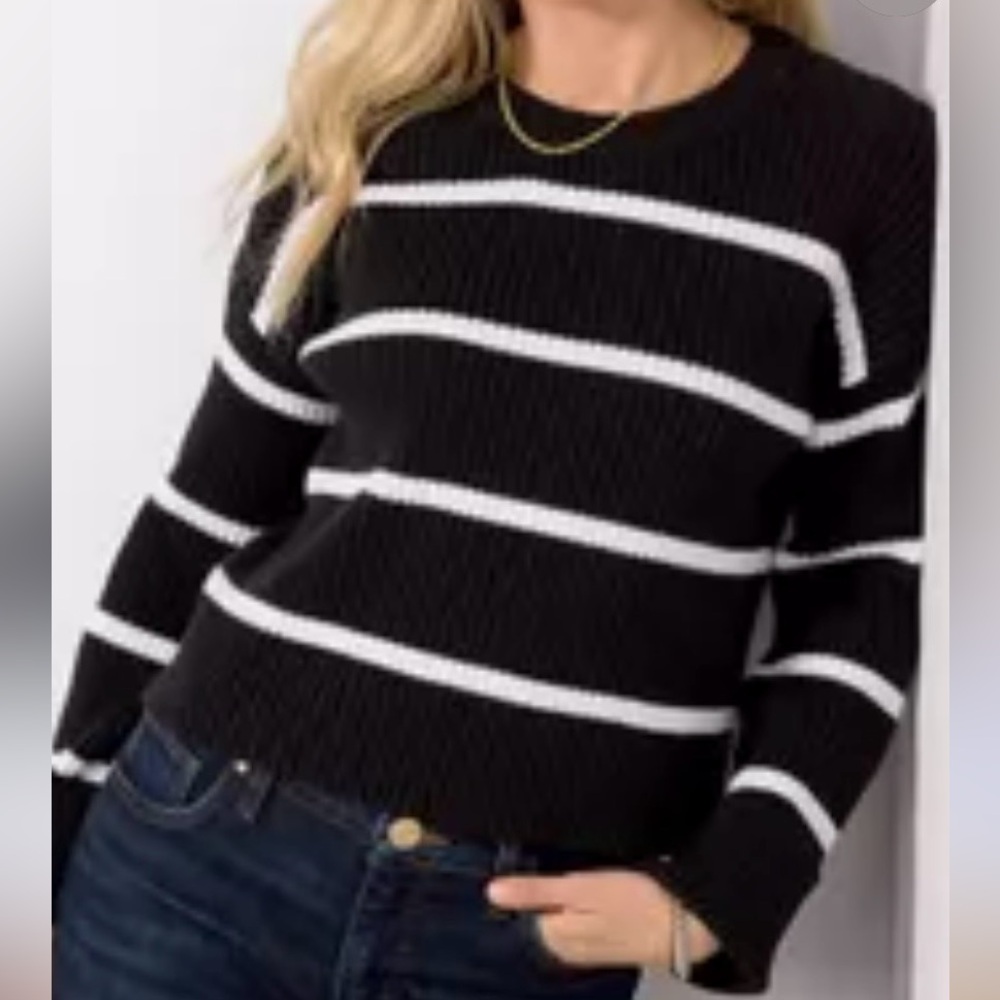 Evereve Black and White Striped Crew Neck Sweater
